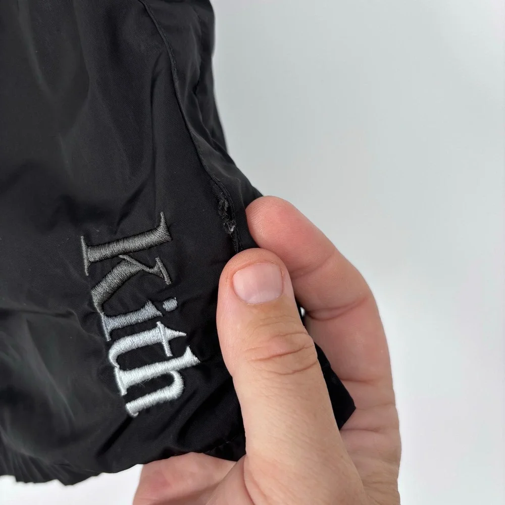 Kith Gym Shorts Mens M Black Embroidered Logo Mesh Lined Streetwear *FLAWS